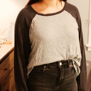 Long sleeve baseball tee